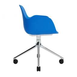 Normann Copenhagen Form Armchair Swivel - 4 Wheel - Bright Blue - Aluminium Legs Shell Colour: Bright Blue, Leg Colour: Aluminium - thumbnail 3