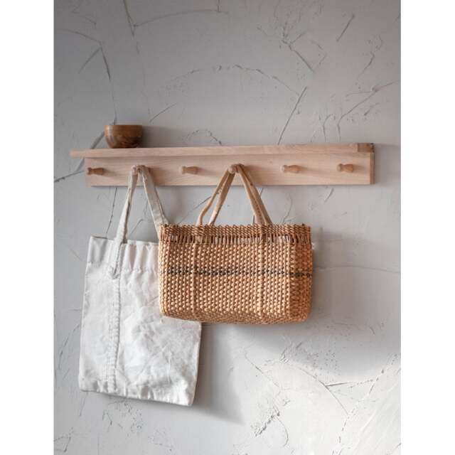 Garden Trading Hambledon Peg Shelf - Natural - Large - 6 Pegs Size: Large - image 1