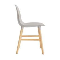 Normann Copenhagen Form Chair - Warm Grey - Oak Legs Shell Colour: Warm Grey, Leg Colour: Oak - thumbnail 3