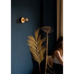 Humble Bee Cordless Wall Light - Gold - Frosted Bulb - thumbnail 4