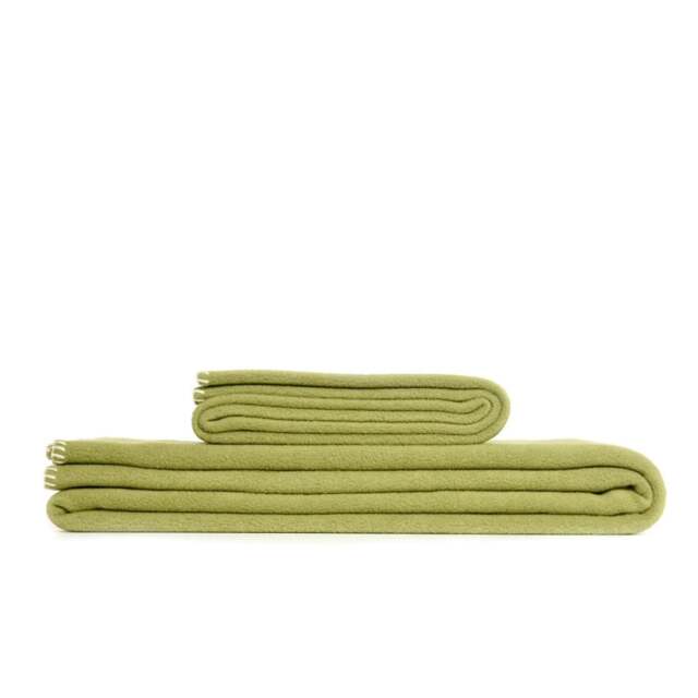 Tweedmill Textiles Plain Fleece Throw with Blanket Stitch - Parsley - Large Colour: Parsley, Size: Large 145x200cm