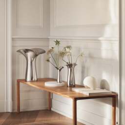 Georg Jensen Bloom Botanica Vase - Mirror Polished Stainless Steel - 150mm Size: Small - thumbnail 3