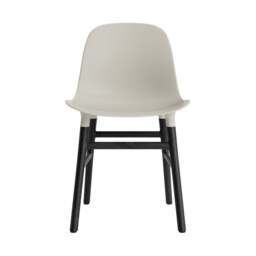Normann Copenhagen Form Chair - Light Grey - Black Oak Legs Shell Colour: Light Grey, Leg Colour: Black Oak - thumbnail 2