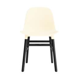 Normann Copenhagen Form Chair - Cream - Black Oak Legs Shell Colour: Cream, Leg Colour: Black Oak - thumbnail 2