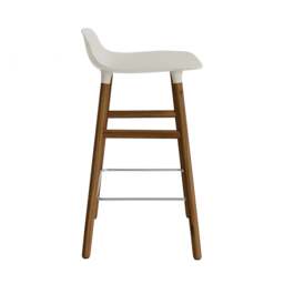 Normann Copenhagen Form Barstool - Wood - 65cm - Light Grey - Walnut Legs Shell Colour: Light Grey, Leg Colour: Walnut - thumbnail 3