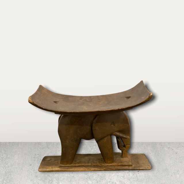 Ashanti Stool - Elephant Medium (09) - image 1