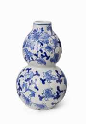 Dutch Delft Classic Vases - Set of 2 - thumbnail 4