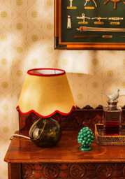 Sweet Red Trim Scalloped Lampshade - thumbnail 2
