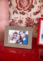 "Brown Marquetry Patterned Photo Frame 6x4""" - thumbnail 2