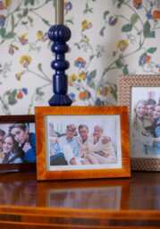 "Bird's Eye Maple Style Marquetry Frame 7x5""" - thumbnail 3