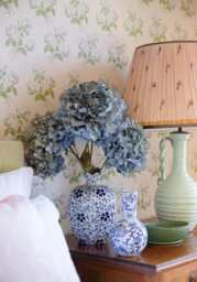 Alice Modern Chinese Blue and White Bottle Delft Vase - thumbnail 2