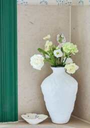 Juliet Ivory Tower Vase - thumbnail 2