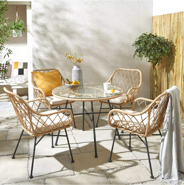 Madrid Cane Effect 4-Seater Dining Set Natural Stylish Comfortable Outdoor Set