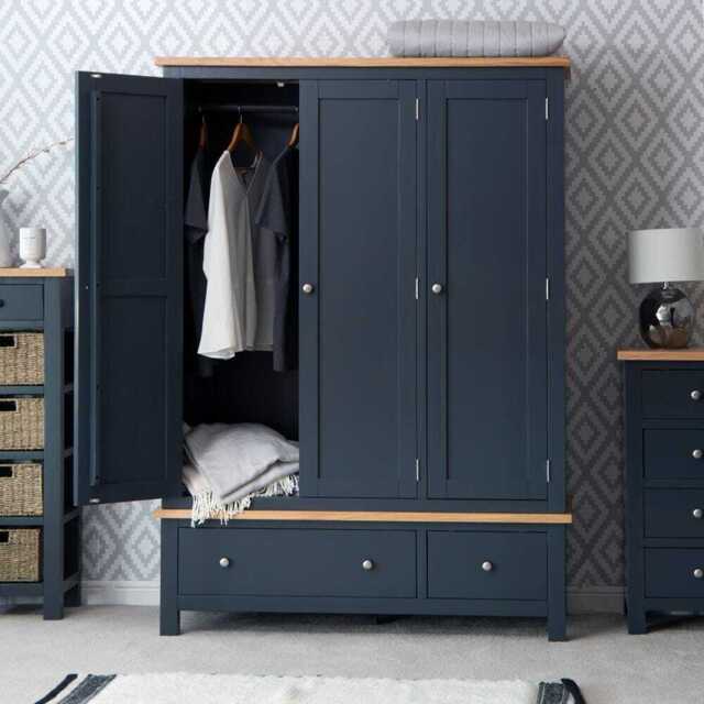 Salisbury Blue Painted Oak 3 Door Wardrobe