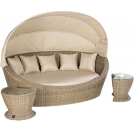 Maze Winchester Rattan Daybed