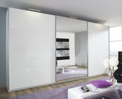 Beluga Extra 3 Door Sliding Wardrobe in High Gloss White - W 405cm - image 1