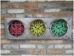 Traffic Light Metal Clock (Set of 2)
