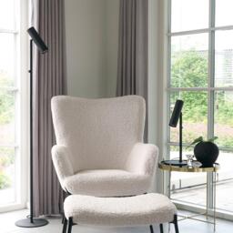 Yacolt Black Metal Floor Lamp - thumbnail 3