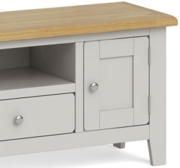 Guilford Country Grey and Oak Large TV Unit, 120cm with Storage for Television Upto 43in Plasma - thumbnail 3