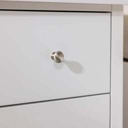 Ilsington 3 Drawer Chest of Drawers - Christow - thumbnail 3