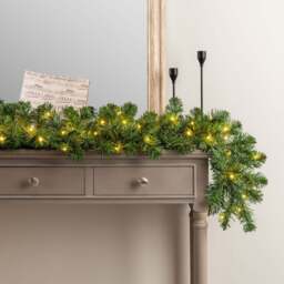 Plain Spruce Christmas Garland - Christow - thumbnail 2