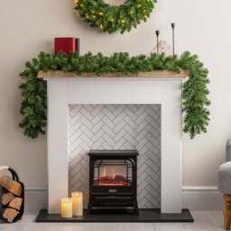 Plain Spruce Christmas Garland - Christow - thumbnail 3