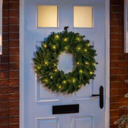 Plain Spruce Christmas Wreath - Christow - thumbnail 5