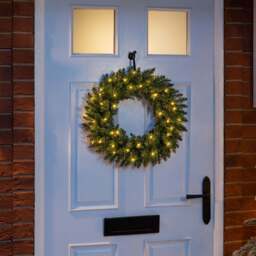 Plain Spruce Christmas Wreath - Christow - thumbnail 6