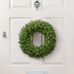 Plain Spruce Christmas Wreath - Christow - thumbnail 4