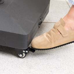 Parasol Base with 4 Wheels – 16kg - Christow - thumbnail 4