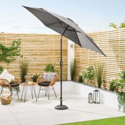 Crank & Tilt Parasol – 2.7m - Christow