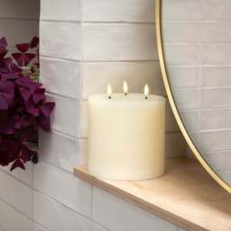 3 Wick Flameless LED Candle with Remote - Christow - thumbnail 2