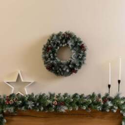 Frosted Artificial Christmas Wreath with Pine Cones & Berries - Christow - thumbnail 5