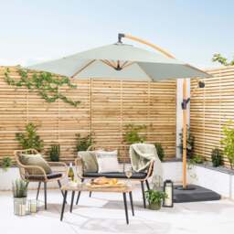 Wood-Effect Banana Parasol – 3m - Christow