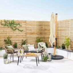 Roma Wood-Effect Cantilever Parasol – 2.5m - Christow - thumbnail 4