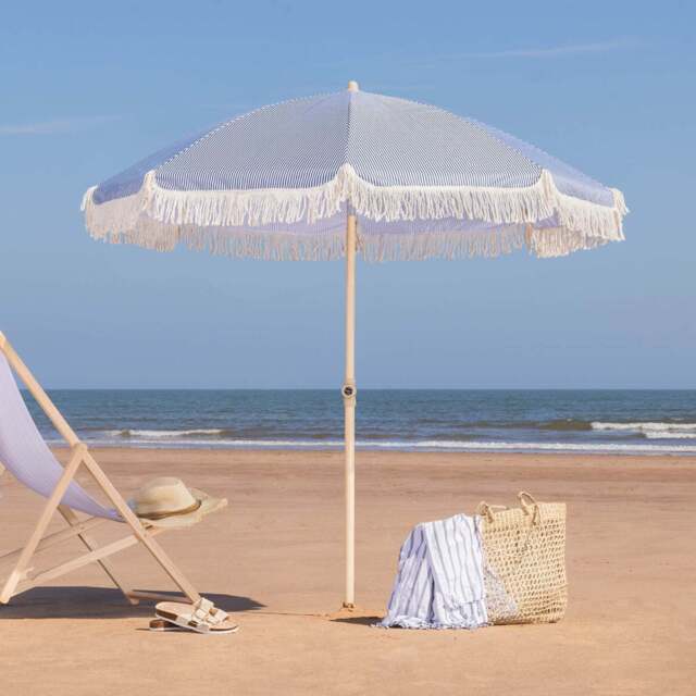 Portable Tassel Parasol with Tilt – 2m - Christow