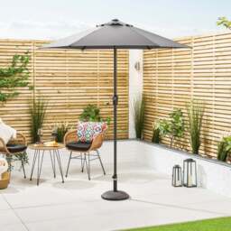 Parasol with Crank – 2m - Christow