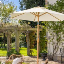 Wood-Effect Parasol with Tilt – 2m - Christow - thumbnail 6