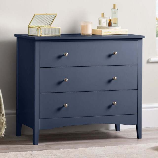 Ilsington 3 Drawer Chest of Drawers - Christow - image 1