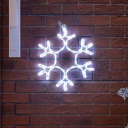 Snowflake Christmas Window Light - Christow - thumbnail 2
