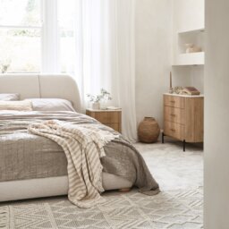 Cookes Collection Rhys Bedframe 150 x 200cm (King Size) - thumbnail 3