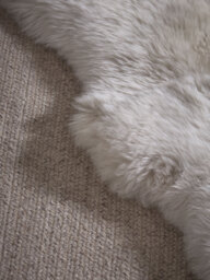 Sumptuous Sheepskin Quad Rug - Natural - thumbnail 5