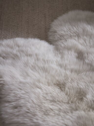 Sumptuous Sheepskin Quad Rug - Natural - thumbnail 3