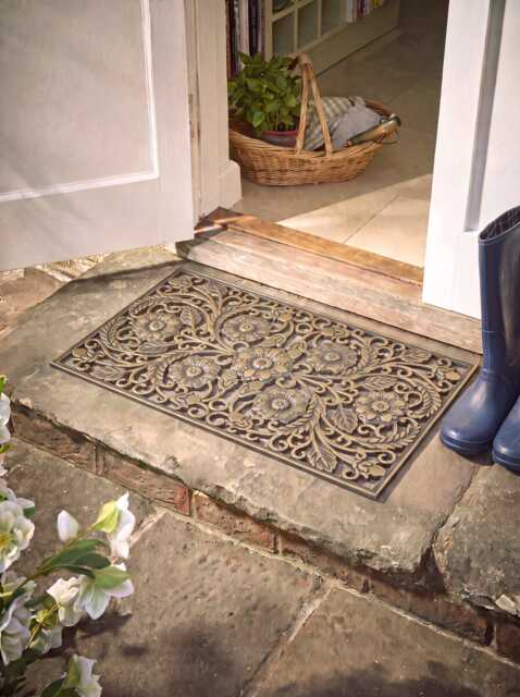 Floral Golden Rubber Doormat - image 1