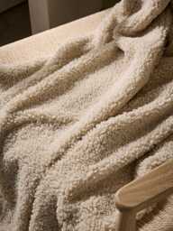 Cosy Luxe Faux Shearling Throw - Natural - thumbnail 3
