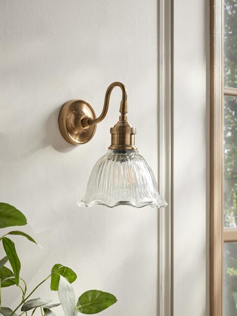 Flower Glass Wall Light - image 1