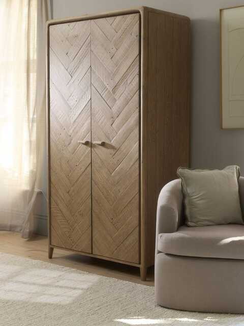 Nils Wardrobe - image 1