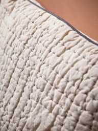 Yvoire Cushion - thumbnail 4
