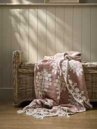 Heritage Pink Tasselled Throw - thumbnail 1