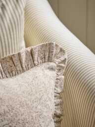 Indira Hand Block Printed Cushion Cover - thumbnail 3